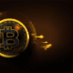 Bitcoin cai abaixo de US$ 85 mil e amarga queda de 10% no ano; como o sentimento pessimista está impactando o mercado de criptomoedas 2 Bitcoin (BTC) se aproxima dos US$ 86 mil com expectativa de alívio nos juros dos EUA; XRP (XRP) dispara após desfecho do processo da SEC.