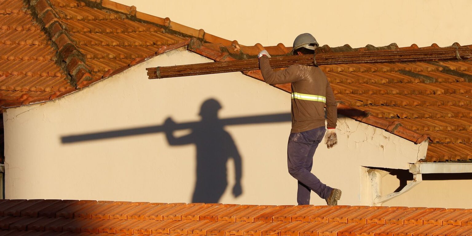 Brasil gera quase 432 mil empregos formais em fevereiro segundo Caged Brasil gera quase 432 mil empregos formais em fevereiro segundo Caged