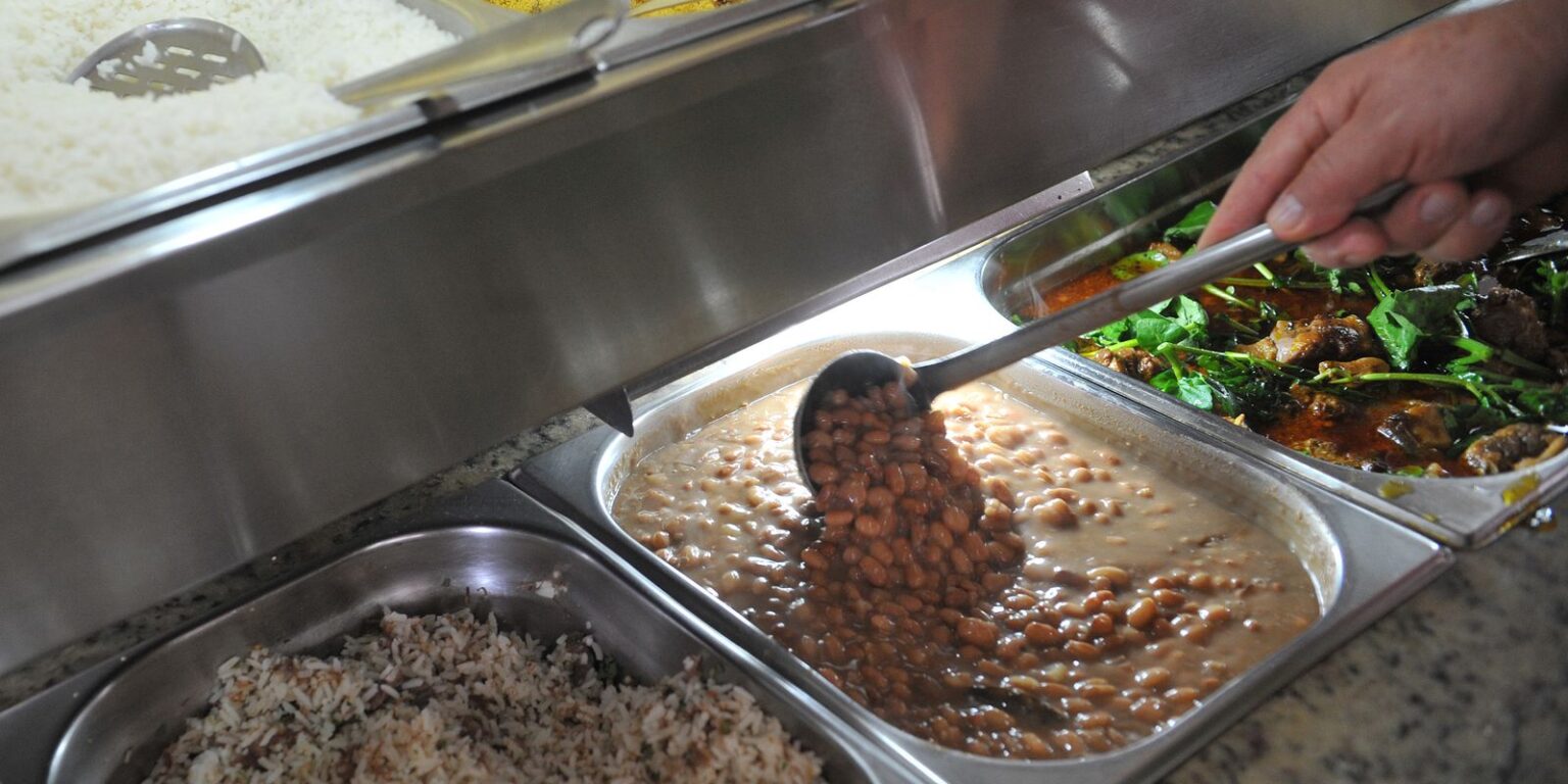 Queda no Preço dos Ingredientes do Prato Feito em São Paulo em Março