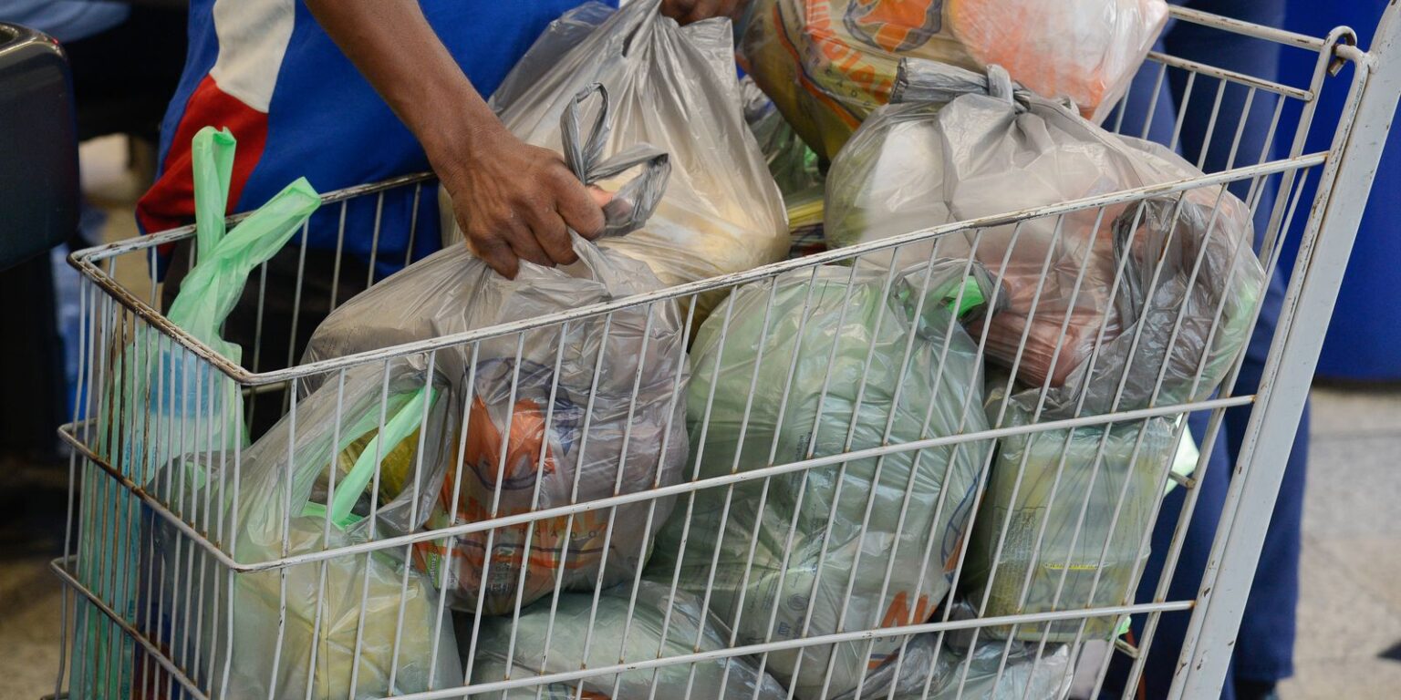 Aumento do Preço da Cesta Básica em 14 Capitais do Brasil em Março Aumento do Preço da Cesta Básica em 14 Capitais do Brasil em Março