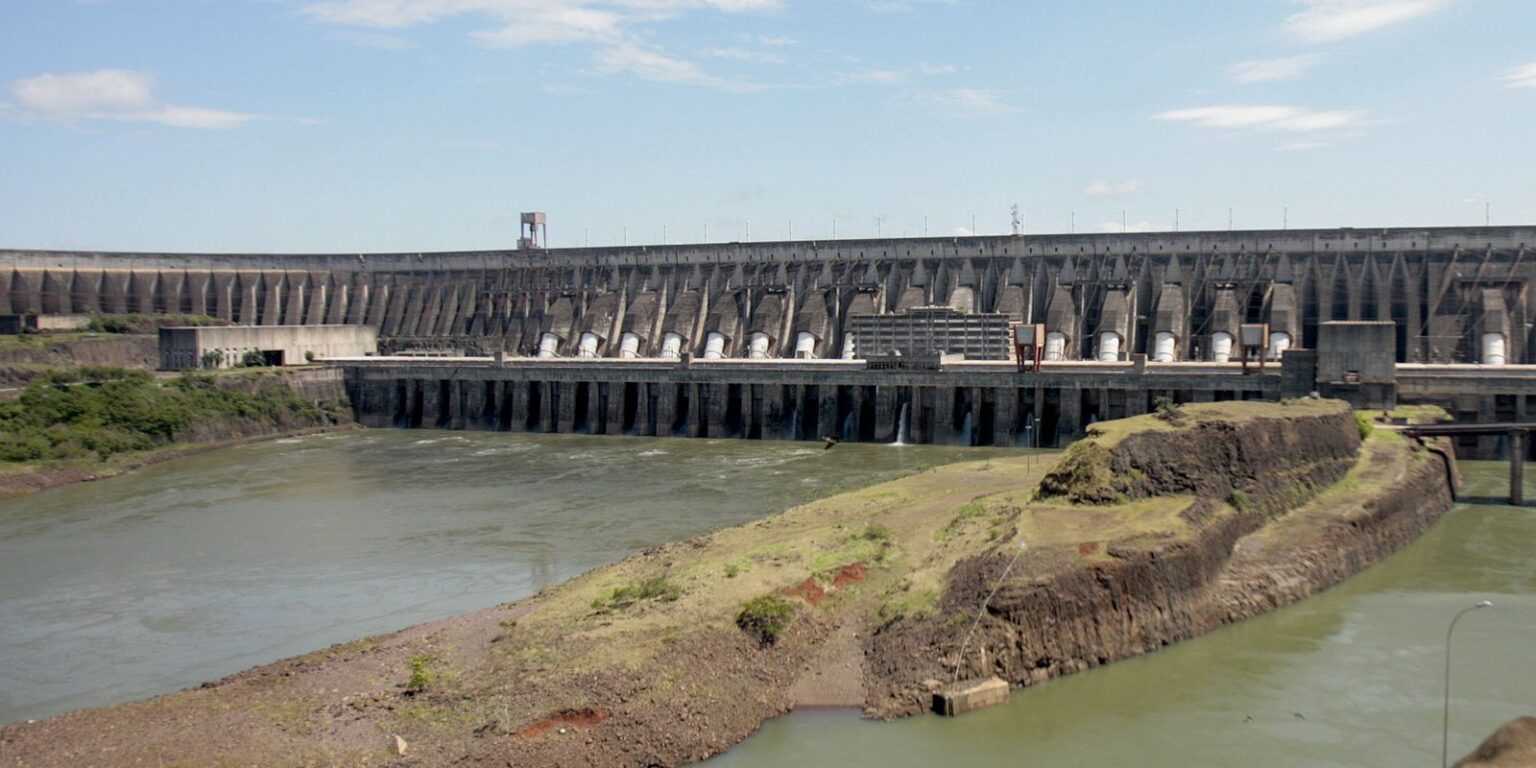 Itaipu Registra Saldo Positivo de US$ 680 Milhões