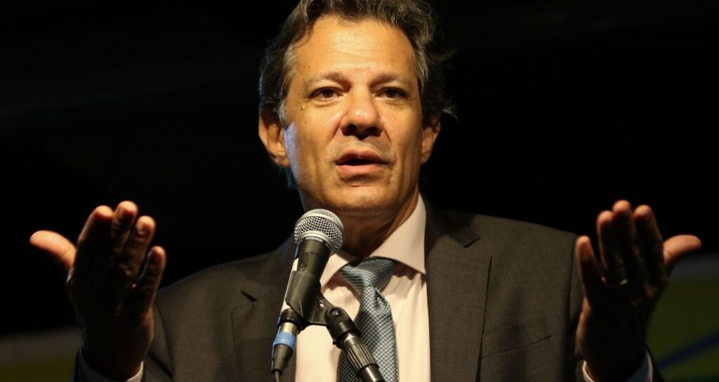 Governo Recua no IOF para Evitar Especulações: Reação do Mercado e Comentários de Haddad