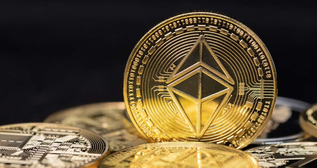Bitcoin Brilha Enquanto Ethereum Cai 26% no Semestre: Entenda Como o Sucesso do ETH se Tornou um Obstáculo Bitcoin Brilha Enquanto Ethereum Cai 26% no Semestre: Entenda Como o Sucesso do ETH se Tornou um Obstáculo
