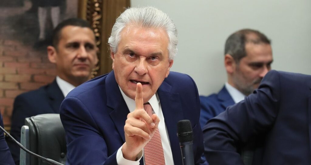 Caiado promete presidência e acusa Lula de arriscar quadro fiscal para reeleição