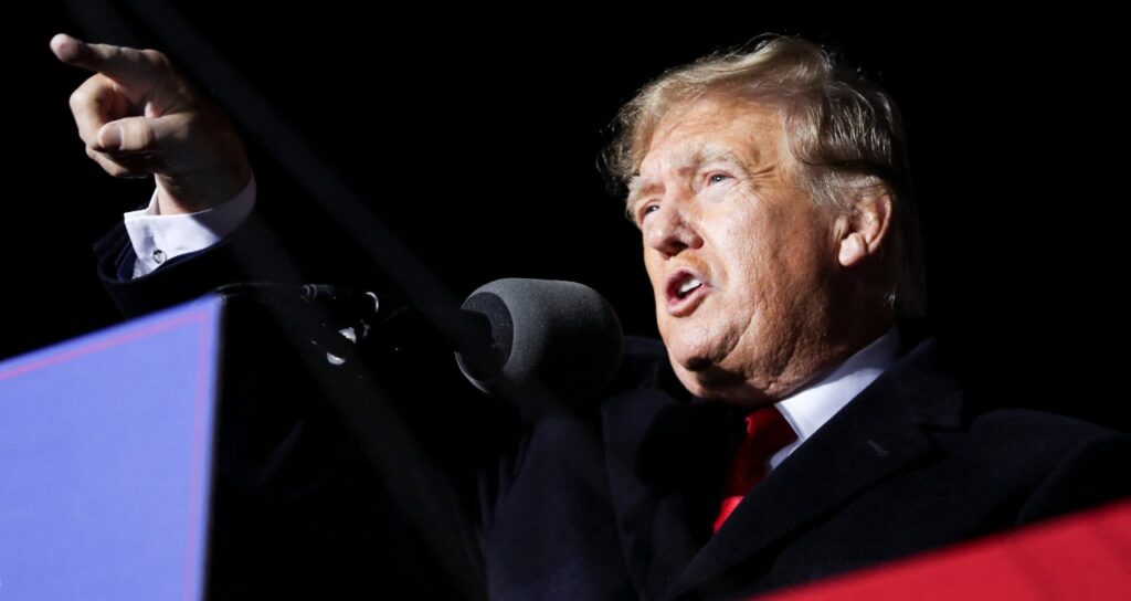 Trump Assina Projeto de Lei Orçamentário 'Grande e Lindo': Impactos no Ibovespa na Sexta-feira