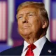 Desequilíbrio nas contas externas: déficit de US$ 8,8 bilhões é registrado em fevereiro 1 Presidente Trump pode demitir membros de alto escalão de sua equipe de segurança nacional