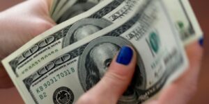 Tarifaço de Trump Pode Reindustrializar os Estados Unidos? Entenda os Impactos