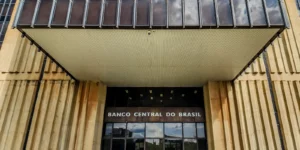 Saldo Negativo de US$ 2,2 Bilhões nas Contas Externas em Março
