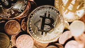 Bitcoin Atinge US$ 108 Mil com Otimismo de Mercado, Impacto das Tensões no Oriente Médio nas Criptomoedas