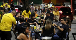 Queda de 1,6% nas Vendas de Bares e Restaurantes em Abril Segundo Índice Abrasel-Stone