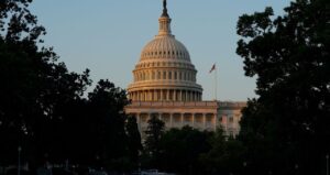 Senado dos EUA Aprova Cortes de Impostos Propostos por Trump